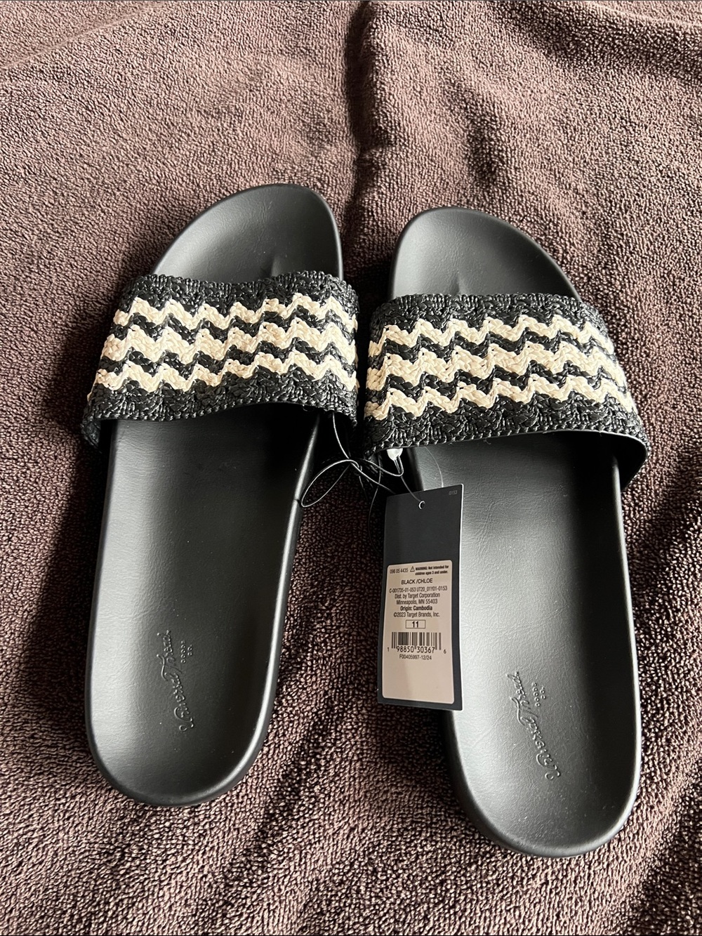 NWT Target Black Slide Sandals with Natural Zigzag Strap
